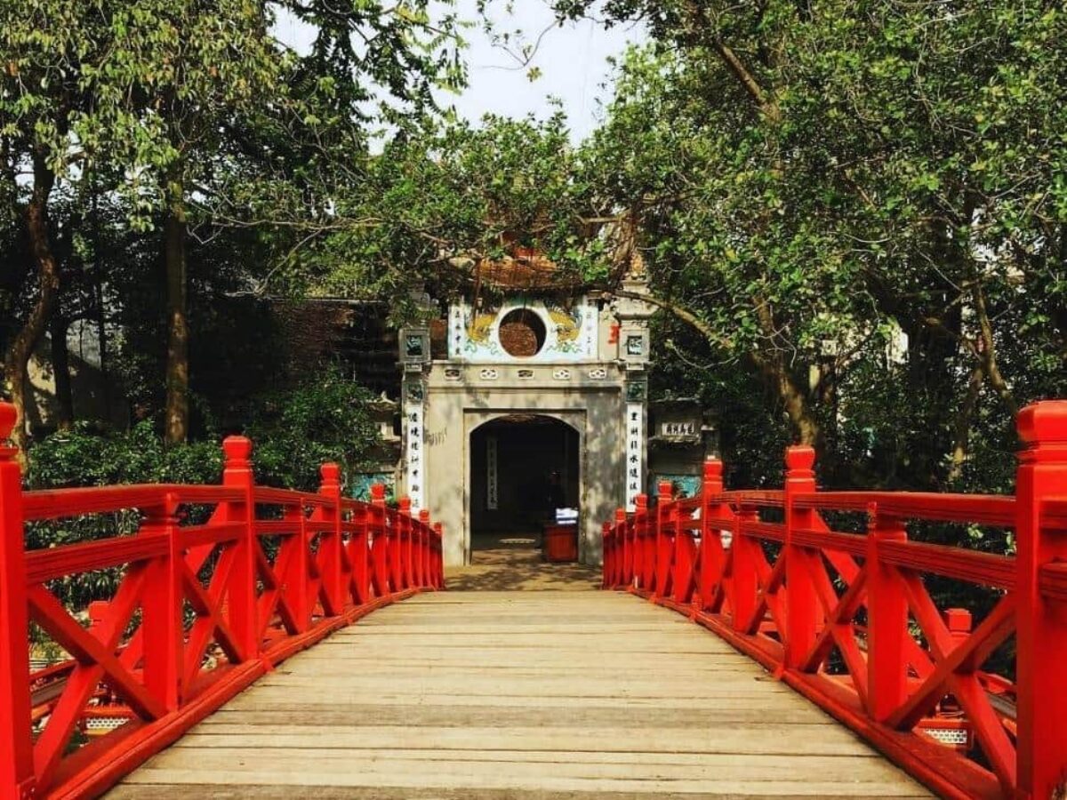 Ngoc Son Temple