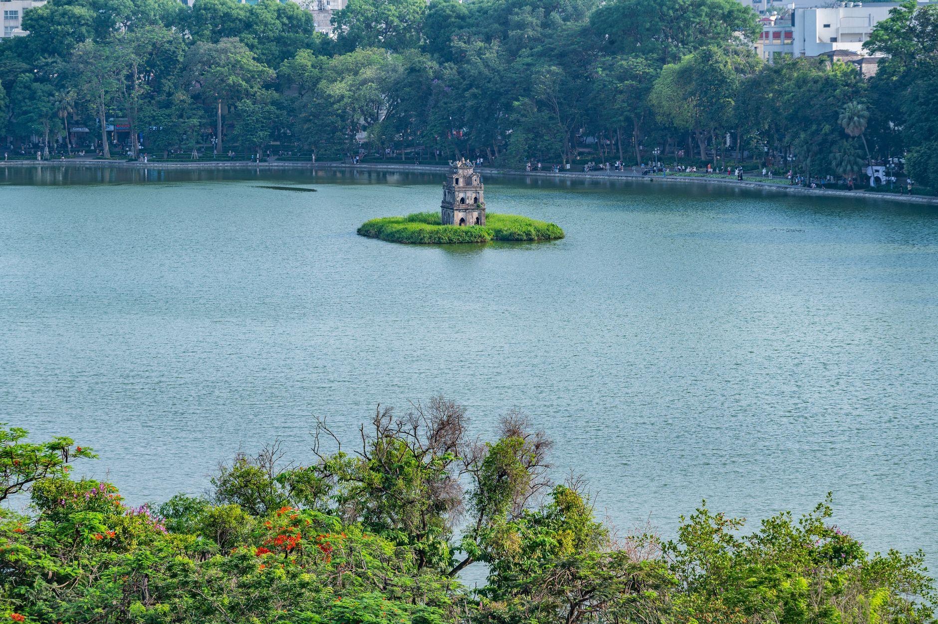 Sword Lake