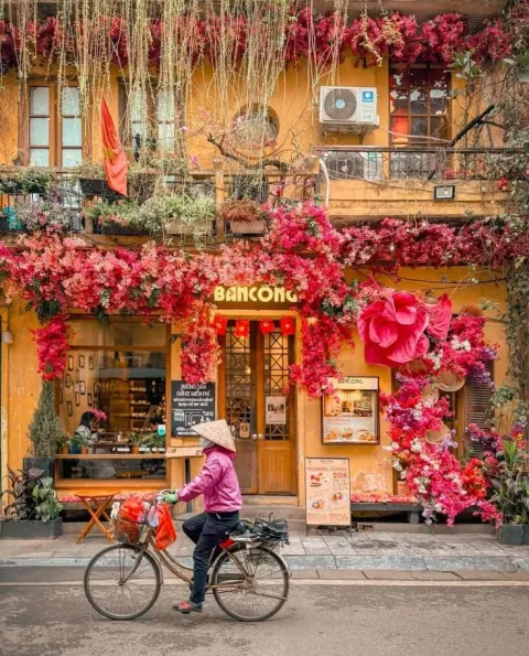 The Complete Hanoi Travel Guide 2026: What to Do, Eat, and Know Before You Arrive