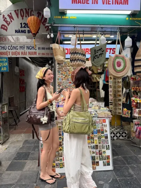 Solo Female Travel in Hanoi: How to Get Natural Photos Without Awkward Posing
