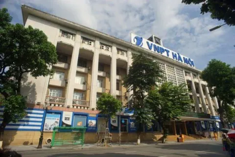 Hanoi Post Office - Three centuries ‘flowing’ through a name