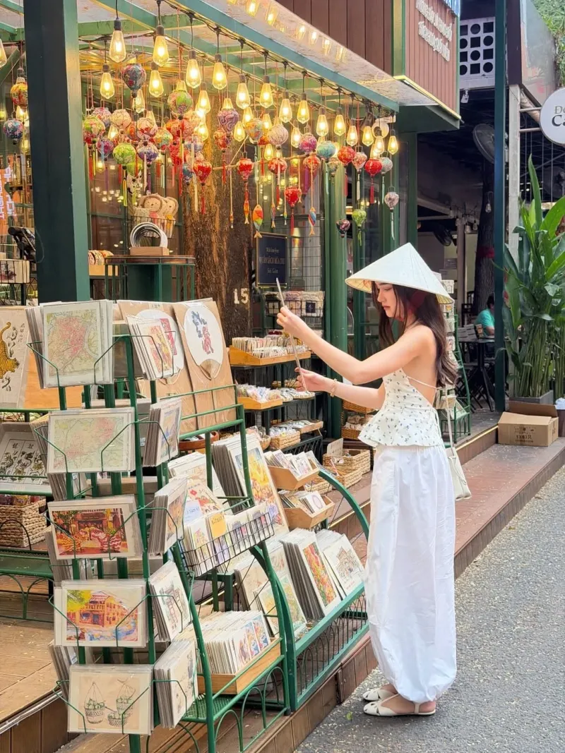 The Slow Hanoi 48-Hour Itinerary: A Calm Two-Day Walking Guide
