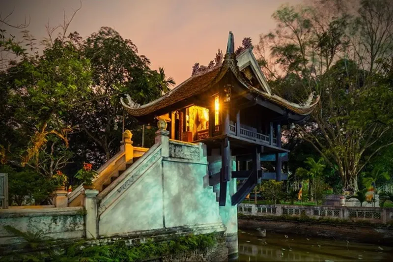 One Pillar Pagoda - One-of-a-kind architectural work in Hanoi