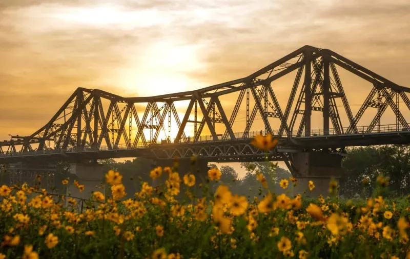 15 Best Photo Spots in Hanoi: A Local Guide to Light, Timing, and Uncrowded Angles (2026)